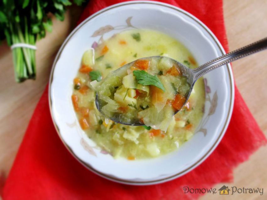 Zupa kapuśniak z młodej kapusty Zupa kapuśniak z młodej kapusty