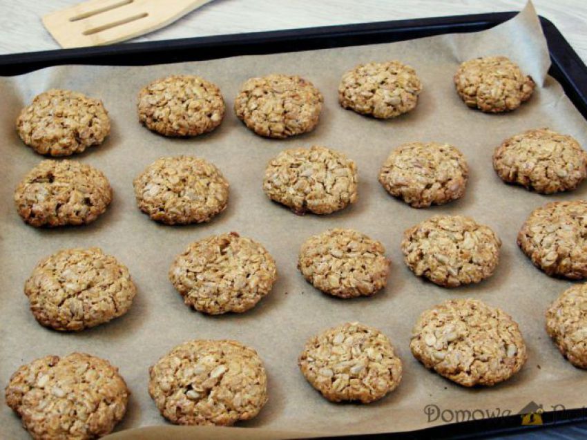 Ciasteczka owsiane ze słonecznikiem Ciasteczka owsiane ze słonecznikiem