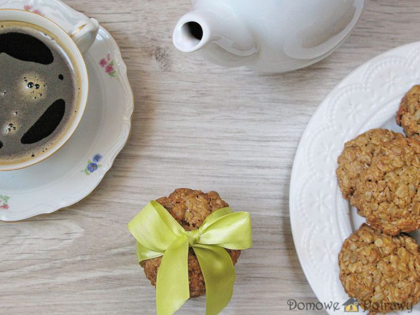 Ciasteczka owsiane ze słonecznikiem Ciasteczka owsiane ze słonecznikiem