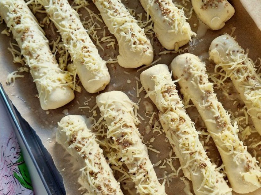 Parówki w cieście drożdżowym Parówki w cieście drożdżowym