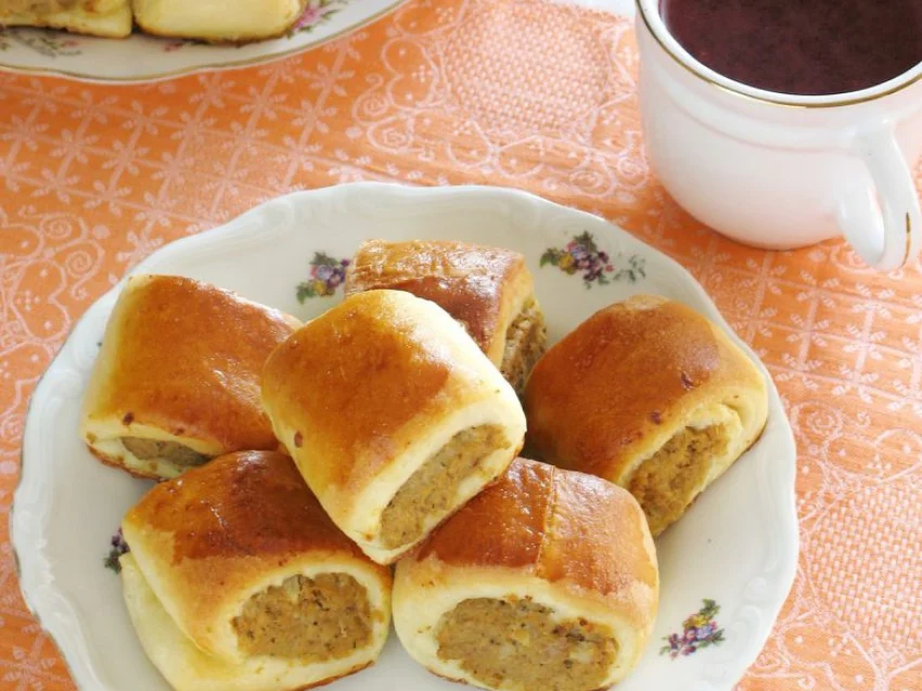 Paszteciki z mięsem Paszteciki z mięsem