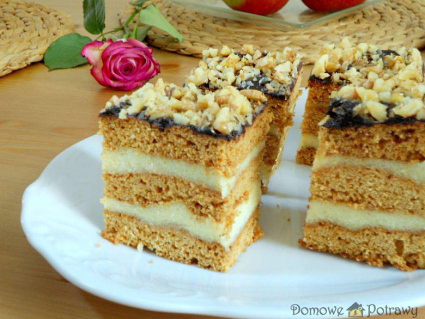 Miodownik z kremem z kaszy manny Miodownik z kremem z kaszy manny