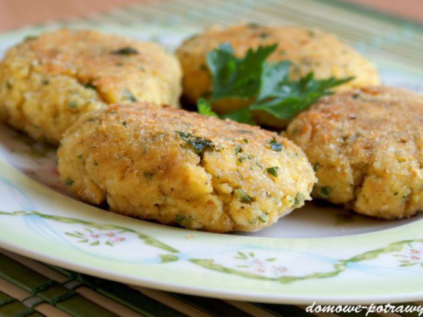 Kotlety jajeczne z żółtym serem Kotlety jajeczne z żółtym serem