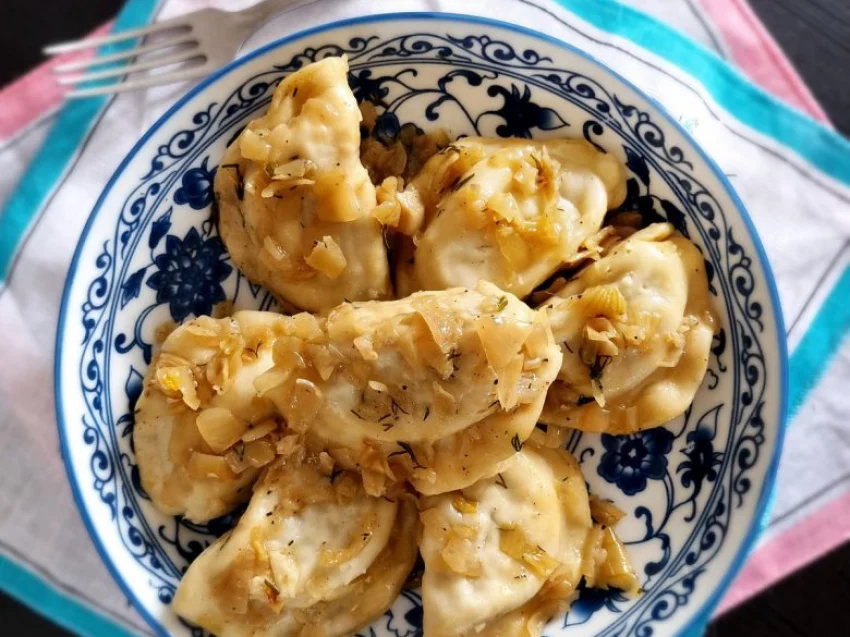 Pierogi z mięsem i warzywami z rosołu Pierogi z mięsem i warzywami z rosołu