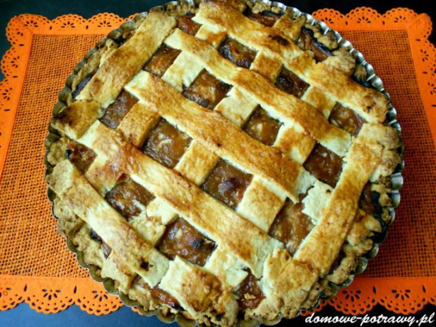 Tarta z jabłkami i cynamonem Tarta z jabłkami i cynamonem