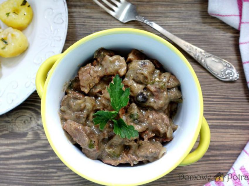 Gulasz boeuf strogonow tradycyjny Gulasz boeuf strogonow tradycyjny