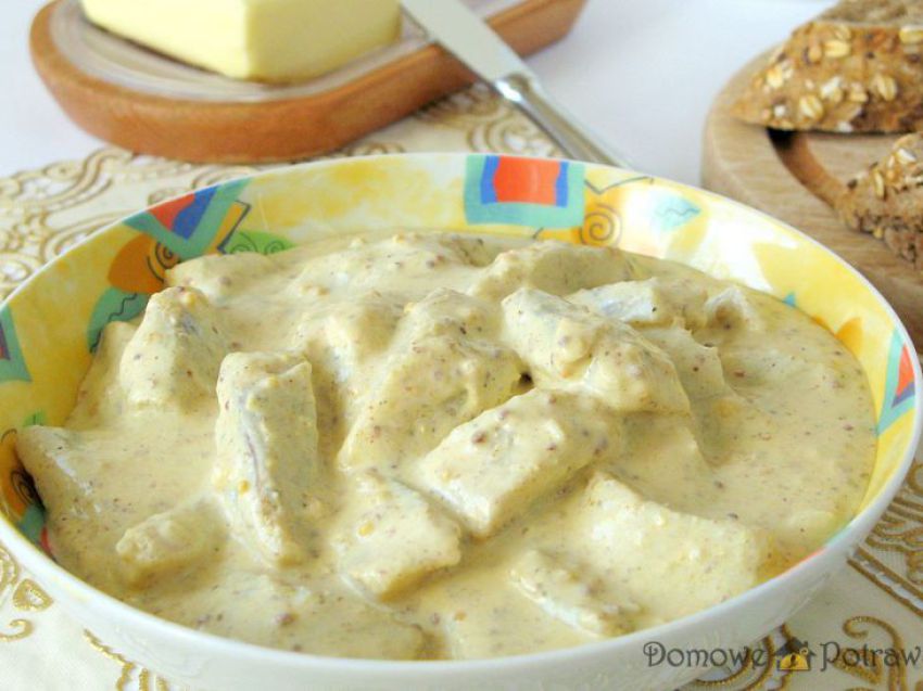 Śledzie w sosie musztardowym Śledzie w sosie musztardowym