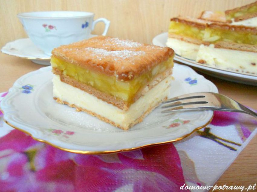 Ciasto serowo-jabłkowe bez pieczenia Ciasto serowo-jabłkowe bez pieczenia