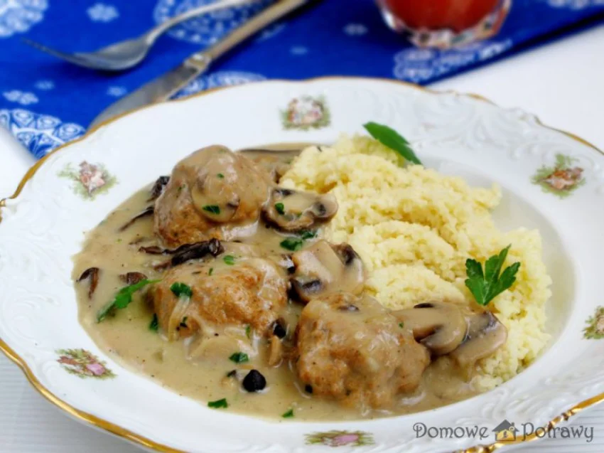 Pulpety w sosie grzybowym Pulpety w sosie grzybowym
