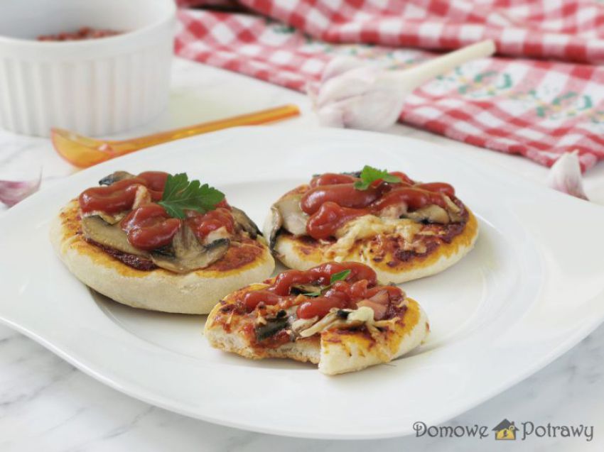 Mini pizze - pizzerinki Mini pizze - pizzerinki