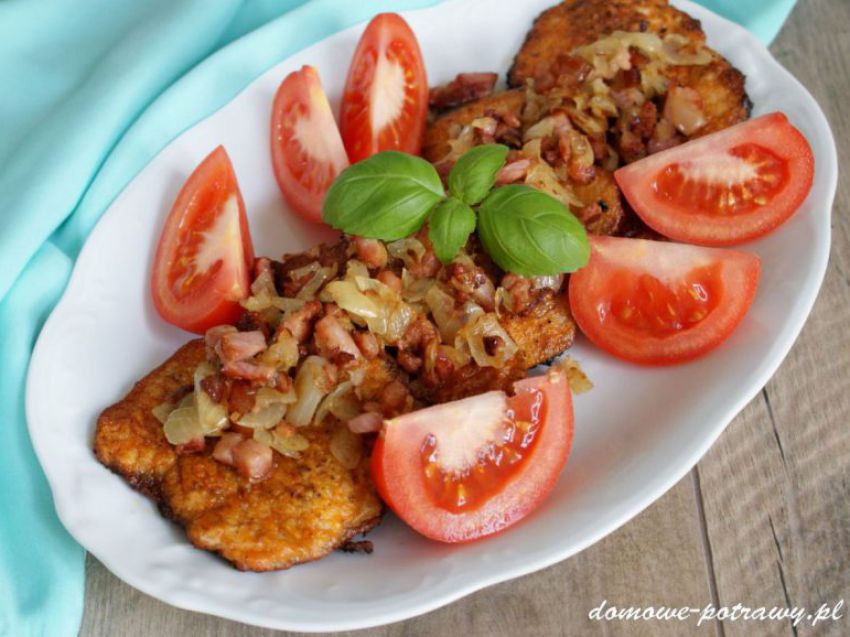 Sznycle z boczkiem i cebulą Sznycle z boczkiem i cebulą
