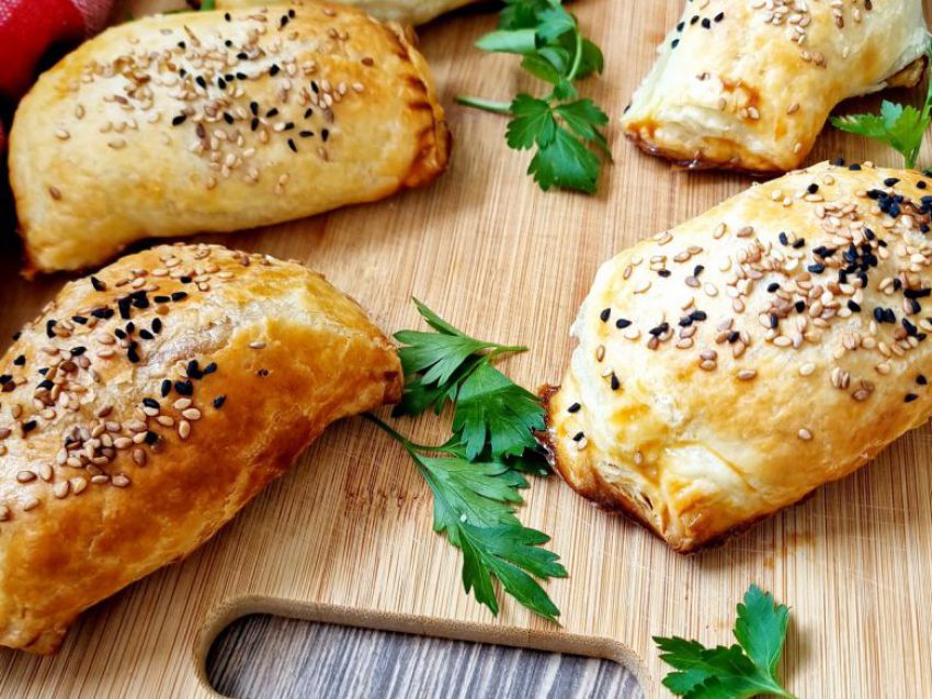 Paszteciki ruskie z ciasta francuskiego Paszteciki ruskie z ciasta francuskiego