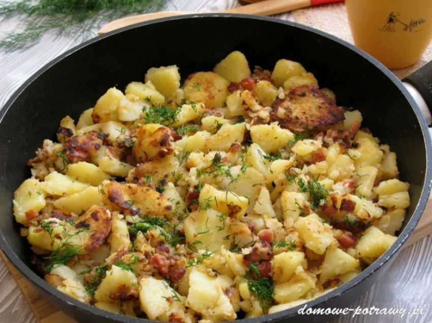 Ziemniaki smażone z boczkiem tradycyjne Ziemniaki smażone z boczkiem tradycyjne