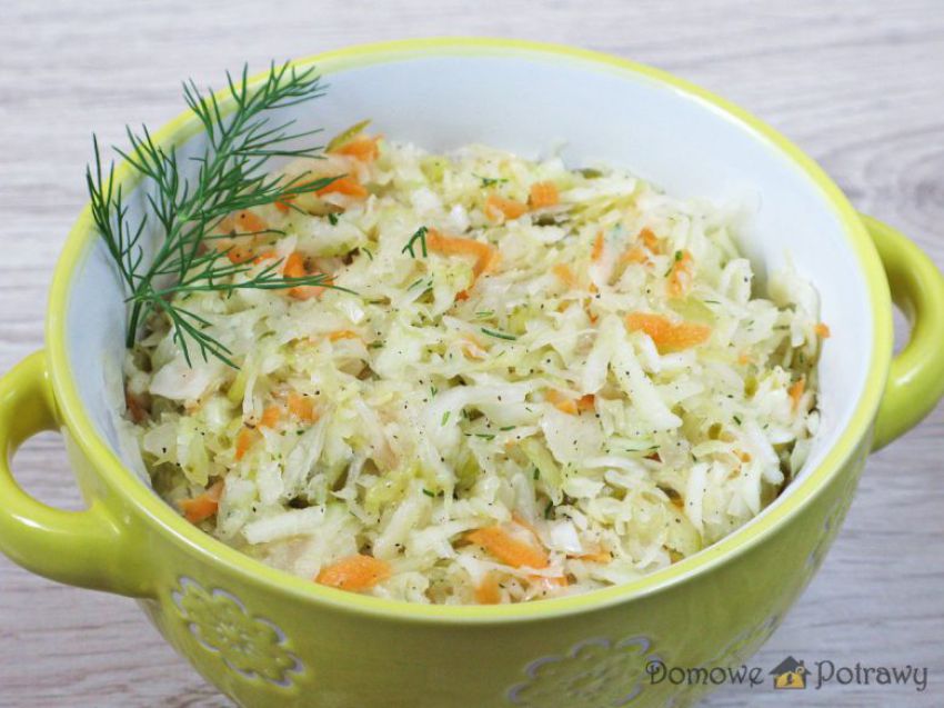 Surówka z kiszonej kapusty Surówka z kiszonej kapusty