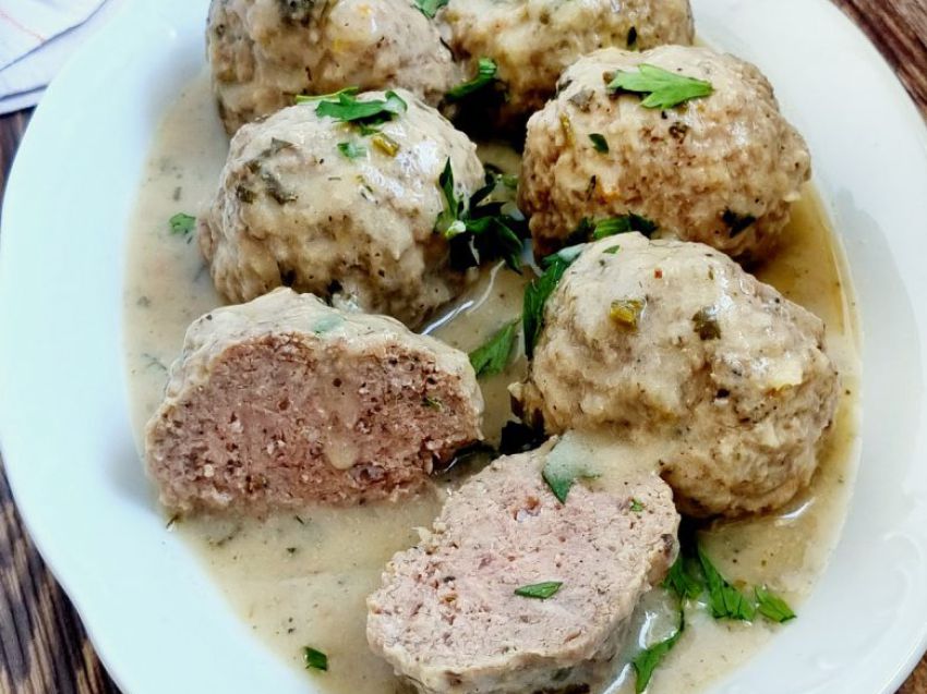 Pulpety w sosie chrzanowym Pulpety w sosie chrzanowym