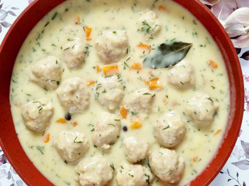 Pulpety w sosie własnym Pulpety w sosie własnym