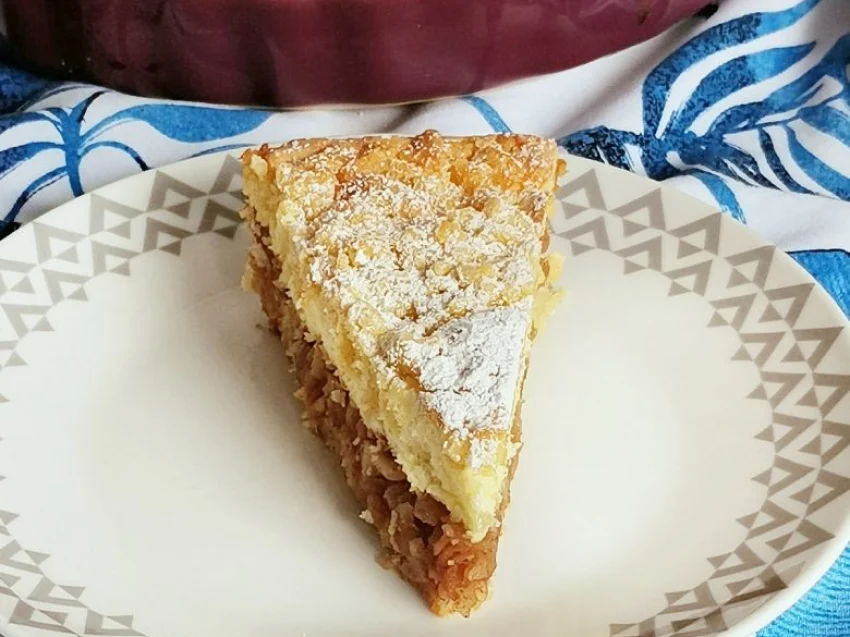 Krucha tarta z jabłkami i budyniową pianką Krucha tarta z jabłkami i budyniową pianką