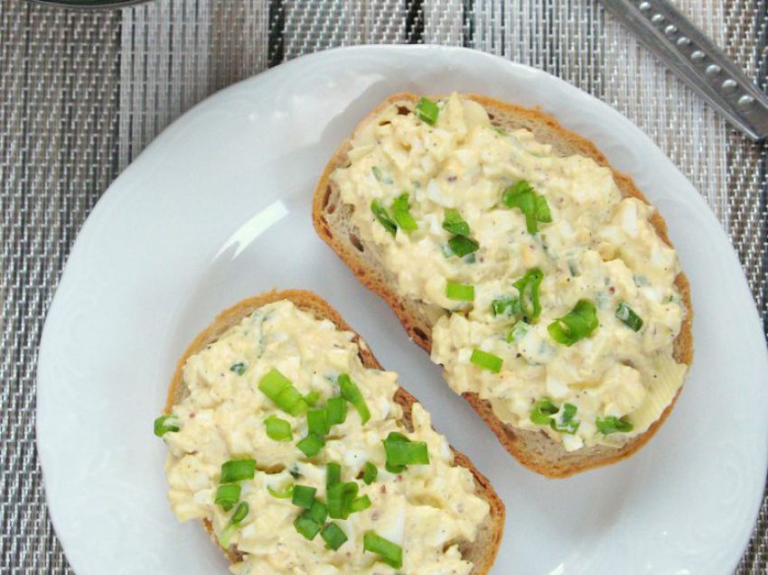 Prosta pasta jajeczna Prosta pasta jajeczna