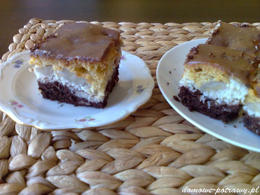 Ciasto z chałwą i bananami Ciasto z chałwą i bananami