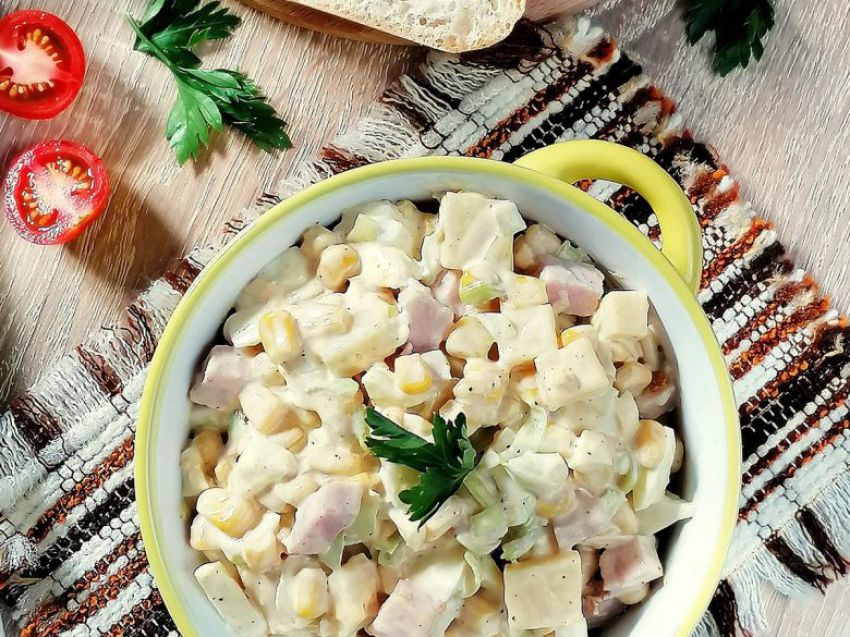 Sałatka z pora i szynki Sałatka z pora i szynki