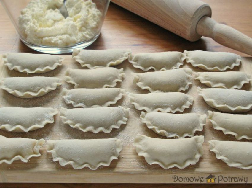 Pierogi z serem na słodko Pierogi z serem na słodko