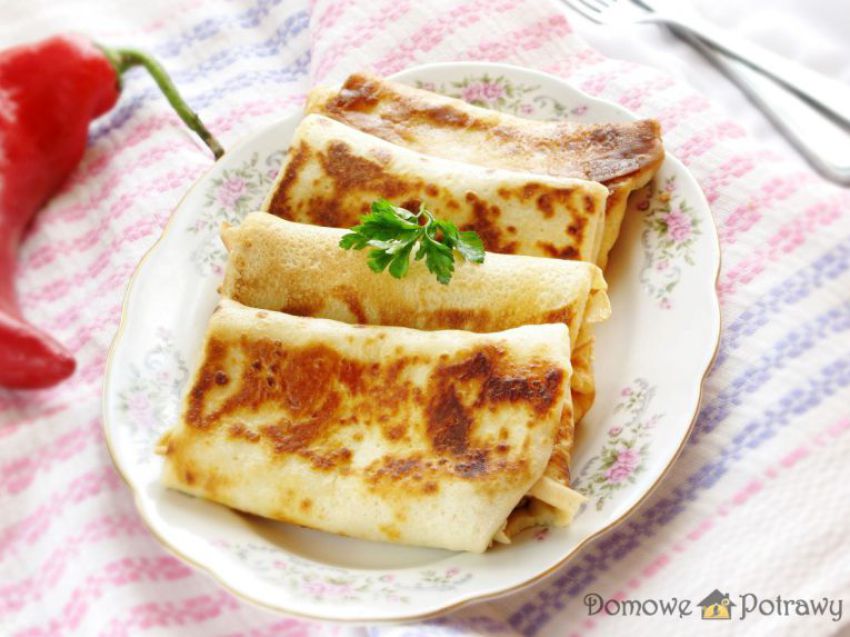 Naleśniki z kurczakiem i serem Naleśniki z kurczakiem i serem