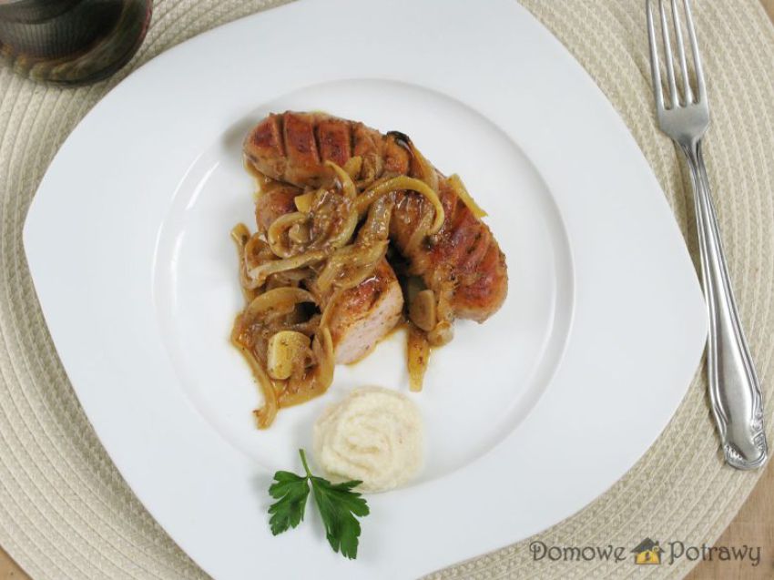 Biała kiełbasa pieczona w piwie Biała kiełbasa pieczona w piwie