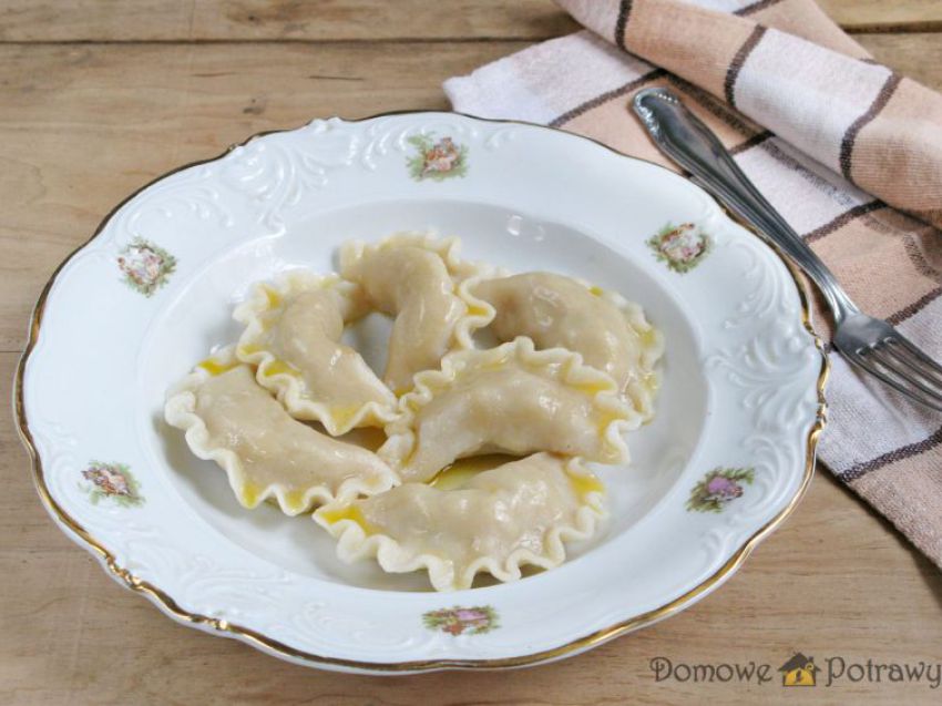 Pierogi z surowym mięsem mielonym Pierogi z surowym mięsem mielonym