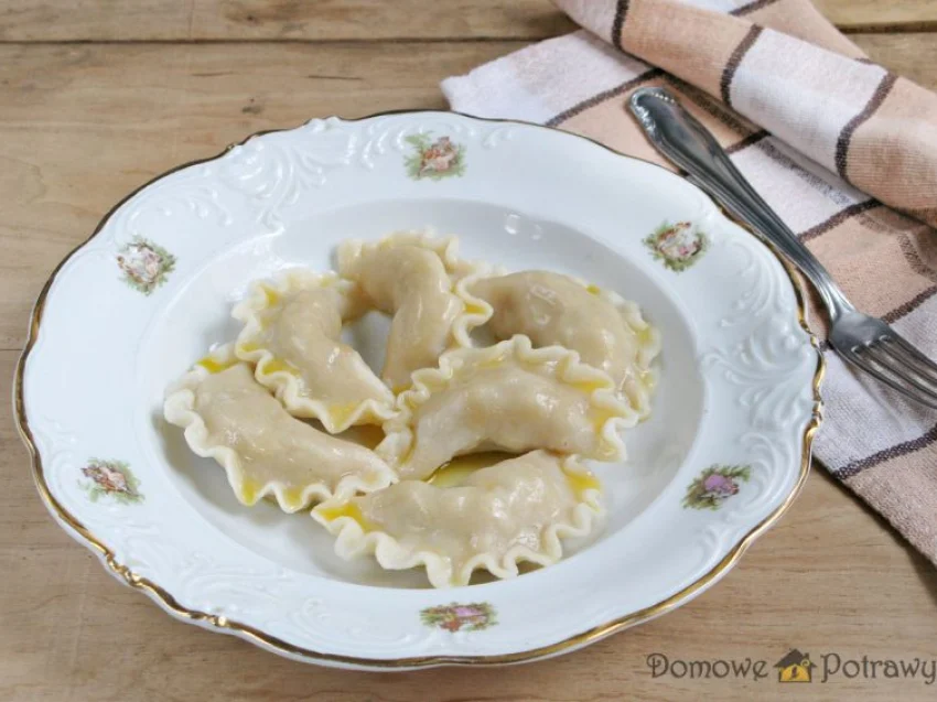 Pierogi z surowym mięsem mielonym Pierogi z surowym mięsem mielonym