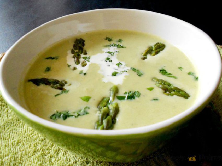Zupa krem ze szparagów Zupa krem ze szparagów