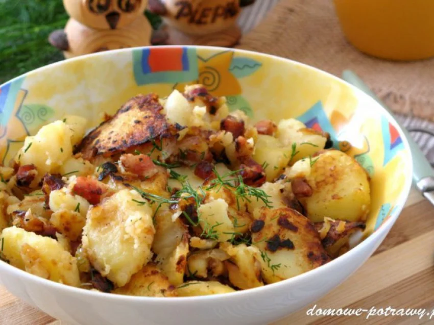 Ziemniaki smażone z boczkiem tradycyjne Ziemniaki smażone z boczkiem tradycyjne