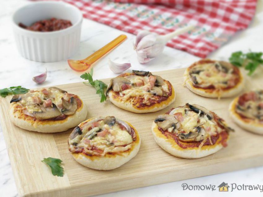 Mini pizze - pizzerinki Mini pizze - pizzerinki