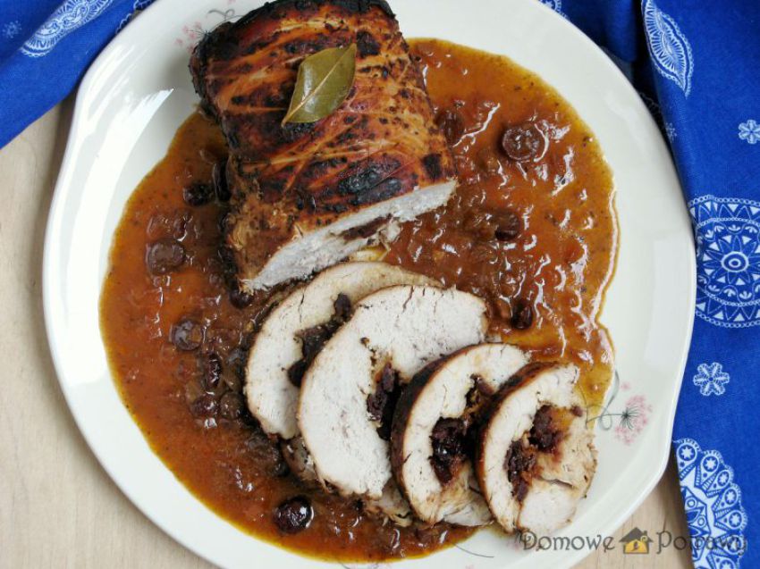 Indyk nadziewany żurawiną i serem Indyk nadziewany żurawiną i serem