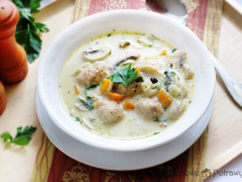 Zupa papieska - z pulpecikami Zupa papieska - z pulpecikami