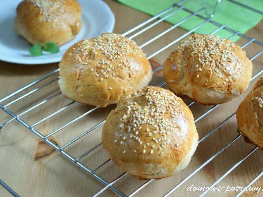 Bułki pszenno-orkiszowe Bułki pszenno-orkiszowe