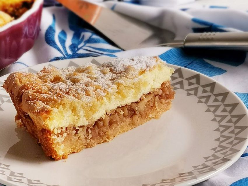 Krucha tarta z jabłkami i budyniową pianką Krucha tarta z jabłkami i budyniową pianką