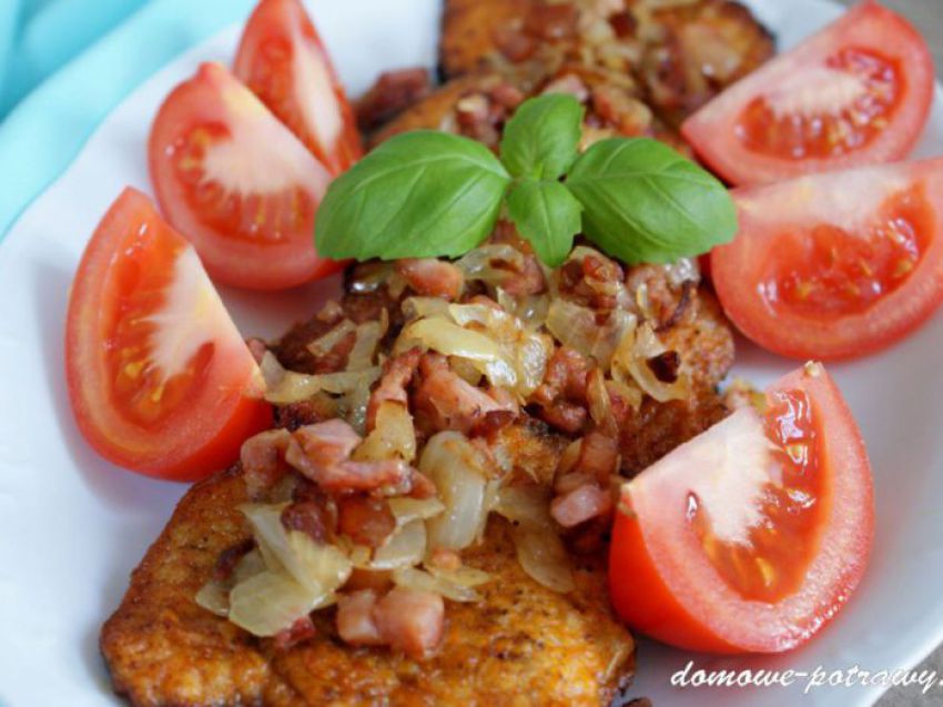 Sznycle z boczkiem i cebulą Sznycle z boczkiem i cebulą