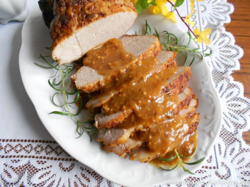 Pieczona szynka miodowo-musztardowa Pieczona szynka miodowo-musztardowa