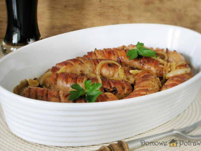 Biała kiełbasa pieczona w piwie Biała kiełbasa pieczona w piwie