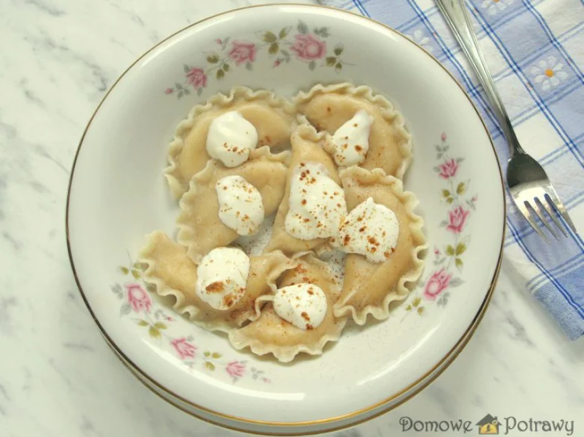 Pierogi z serem na słodko Pierogi z serem na słodko