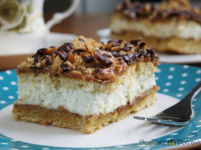 Ciasto biszkoptowe z karmelem Ciasto biszkoptowe z karmelem