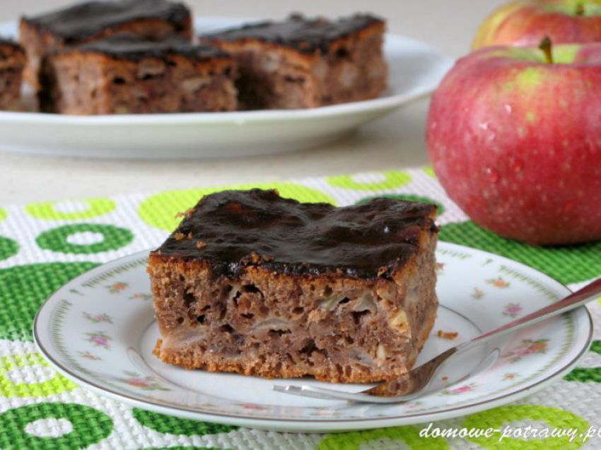 Ciasto cynamonowo-jabłkowe Ciasto cynamonowo-jabłkowe