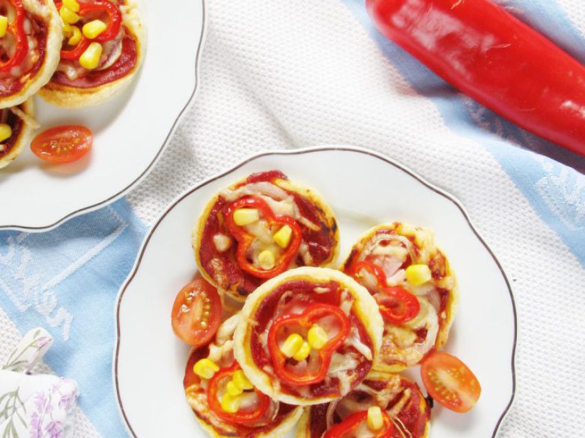 Mini pizze na imprezę Mini pizze na imprezę