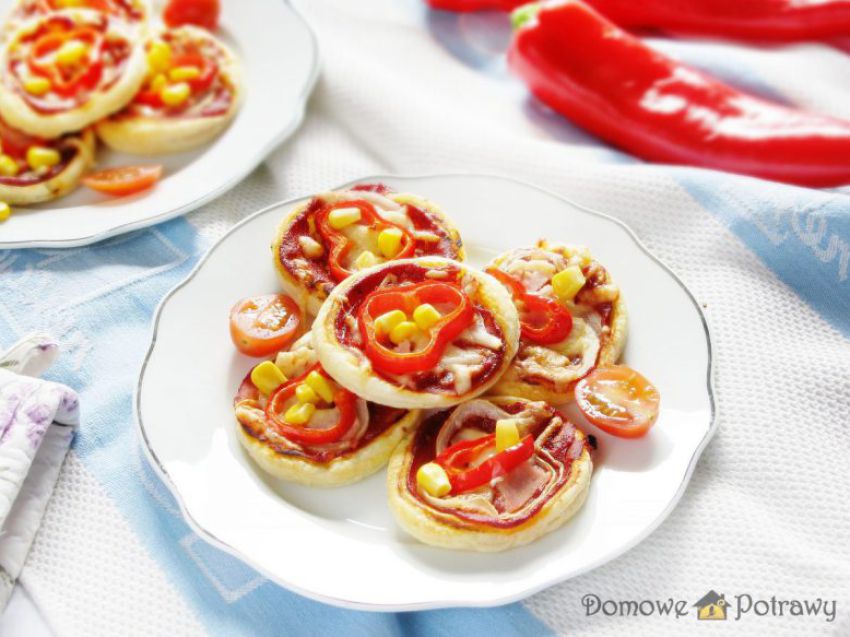 Mini pizze na imprezę Mini pizze na imprezę