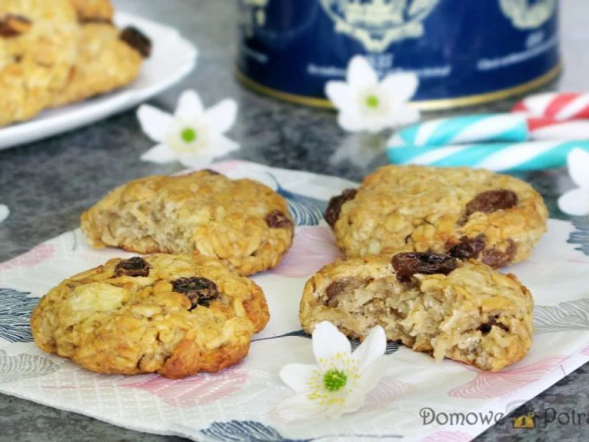 Ciasteczka owsiane z miodem i jabłkami Ciasteczka owsiane z miodem i jabłkami
