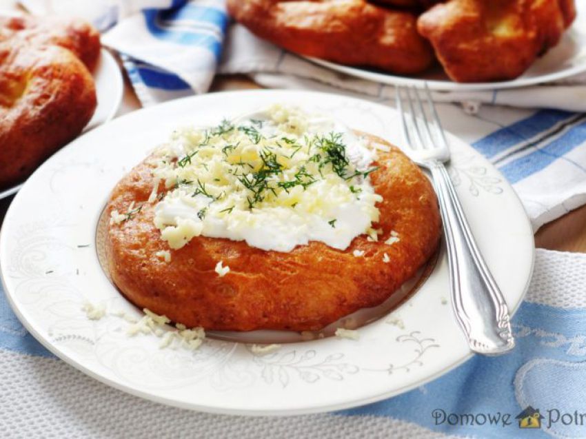 Langosze - węgierskie placki Langosze - węgierskie placki