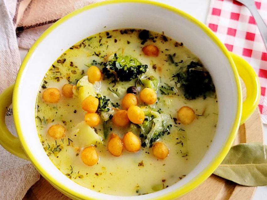 Zupa serowa z brokułami Zupa serowa z brokułami