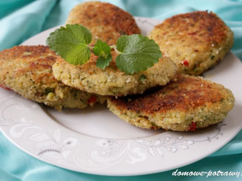 Kotlety z kaszy jaglanej i brokuła Kotlety z kaszy jaglanej i brokuła