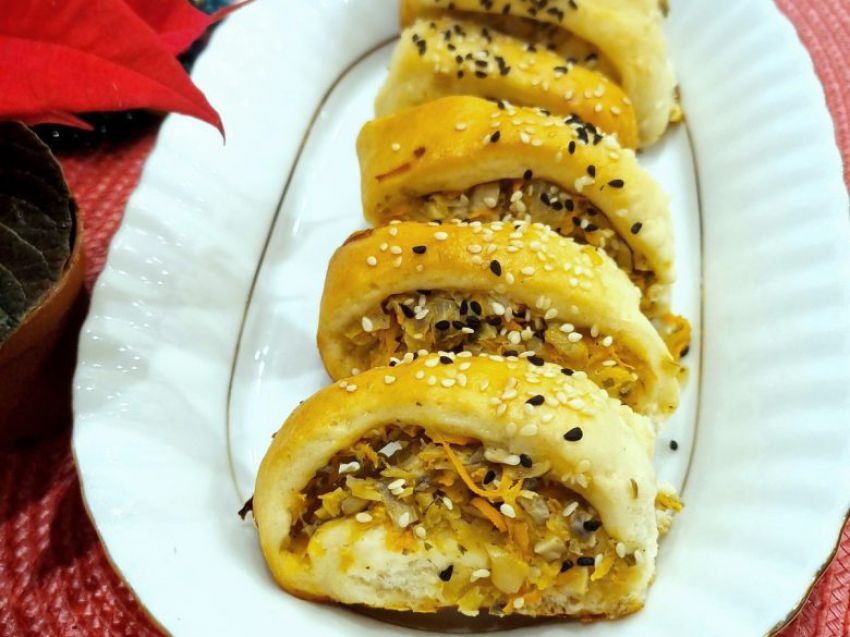 Paszteciki z kapustą i pieczarkami Paszteciki z kapustą i pieczarkami