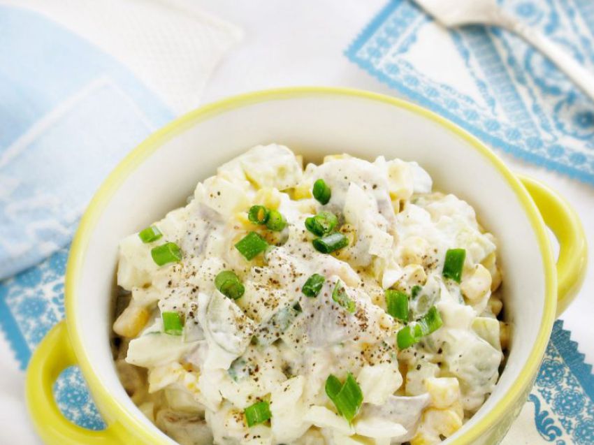 Prosta sałatka śledziowa Prosta sałatka śledziowa